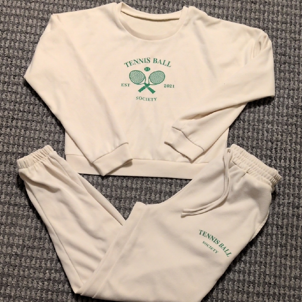 Cream Pullover & Jogger Set
